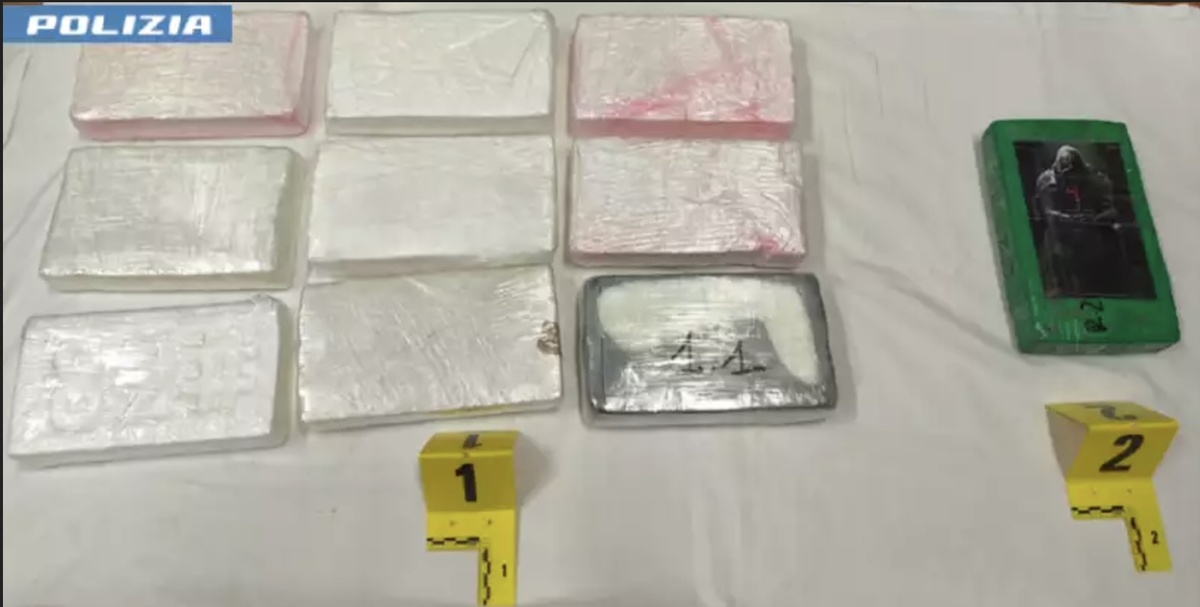 In auto oltre 10 chili di cocaina purissima: è in carcere a Vercelli