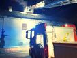 Vercelli, camino in fiamme, intervengono i Vigili del Fuoco con l'autoscala