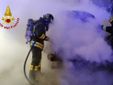 Serravalle, auto a fuoco nella notte