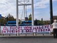 La Polizia in assetto antisommossa blocca l'accesso alle Ogr: tensione altissima