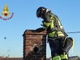 Dal Nord/Ovest, Vigili del Fuoco a Crescentino per un principio di incendio camino Dal Nord/Ovest, Vigili del Fuoco a Crescentino per un principio di incendio camino