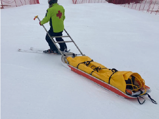 Soccorso Piste Bielmonte: 50 anni di volontariato e sicurezza sulle piste da sci Soccorso Piste Bielmonte: 50 anni di volontariato e sicurezza sulle piste da sci