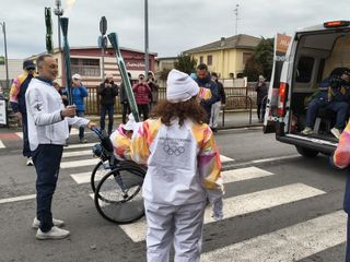 Il passaggio della fiaccola olimpica a Vercelli negli scatti di Ciro Simoni FOTO