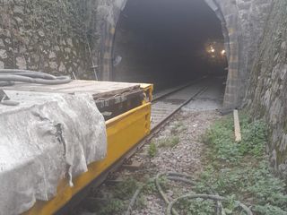 Borgosesia, manutenzione straordinaria alla galleria di Vanzone: interessata la linea Varallo-Novara Borgosesia, manutenzione straordinaria alla galleria di Vanzone: interessata la linea Varallo-Novara