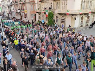 La Valsesia sfila con orgoglio a Biella per la 96ª Adunata degli Alpini La Valsesia sfila con orgoglio a Biella per la 96ª Adunata degli Alpini