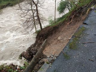 Maltempo senza tregua in Valsesia: case allagate e famiglie evacuate.