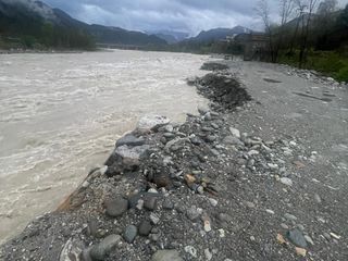 Maltempo senza tregua in Valsesia: case allagate e famiglie evacuate.