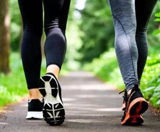 Camminare per 1000 passi in più cambia tutto, gli effetti sul cuore Camminare per 1000 passi in più cambia tutto, gli effetti sul cuore