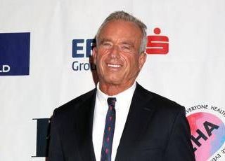 Robert F. Kennedy Jr: "Non ho paura dei germi, sniffavo cocaina dai bordi del water" Robert F. Kennedy Jr: "Non ho paura dei germi, sniffavo cocaina dai bordi del water"