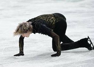 Disastro Malinin, l'alieno del pattinaggio fa flop a Milano Cortina Disastro Malinin, l'alieno del pattinaggio fa flop a Milano Cortina