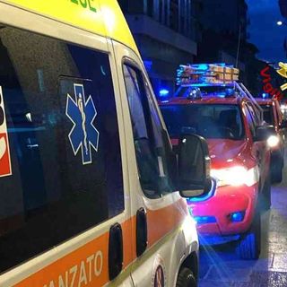 Bloccato nell'ascensore: anziano soccorso dai Vigili del Fuoco