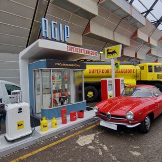 Fondazione Marazzato ad "Auto e modo d'epoca" per parlare della storia del trasporto passeggeri