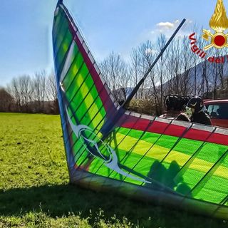 Precipita con il deltaplano a Pont: ricoverato d'urgenza al Cto (foto d'archivio)