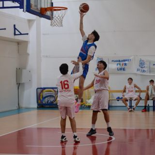 Valsesia Basket Under 19 conquista Valenza: vittoria convincente per 80-63