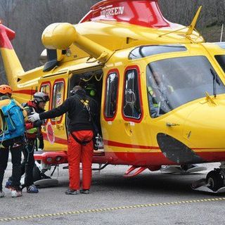 Incidente sul fiume, donna in ospedale