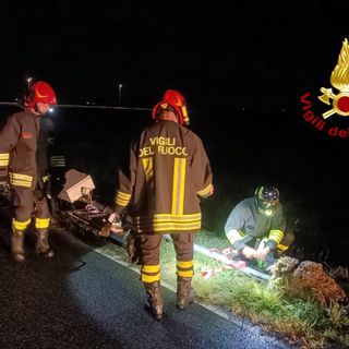 Maltempo, a Ronsecco cartelli stradali a terra