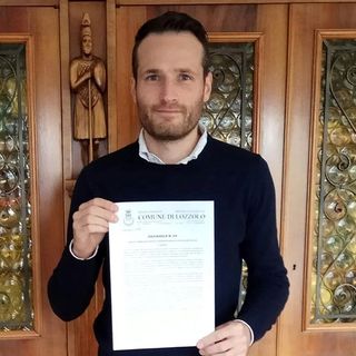 Sindaco Lozzolo e ordinanza dalla sua pagina Facebook