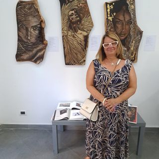 Stefania Tagliabue espone a Messina con la personale “Anima e fuoco”