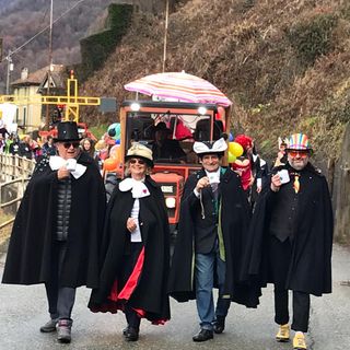 A Postua un carnevale per tutti: un successo fra allegria e partecipazione - Foto di Ermanno Orsi.