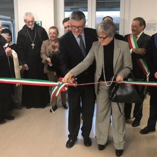 Inaugurata la nuova dialisi dell’ASL di Vercelli: Confort e tecnologia per i pazienti dializzati