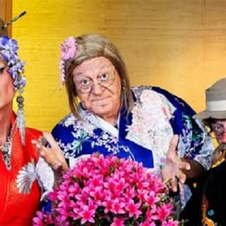I Legnanesi sul palco del Civico a Varallo