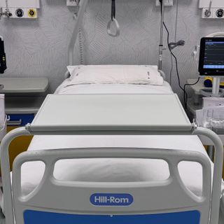 Borgosesia, lo sciatore svedese ringrazia il Pronto soccorso: «Un ospedale piccolo ma con un cuore grande»