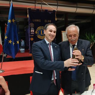 Lions Club Valsesia, Amedeo Gabella nuovo presidente dopo il passaggio della campana
