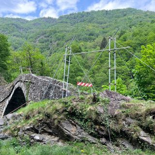 Varallo: Iniziati i lavori di ripristino del ponte della Gula