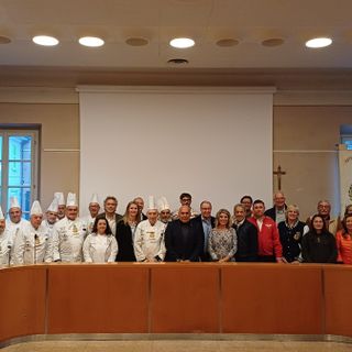 Borgomanero, Stelle&amp;Padelle che successo: donati 12.350 euro a ospedale, associazioni e sport inclusivo