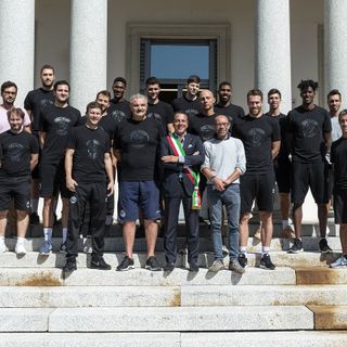Varallo: Vanoli Cremona in visita al Comune
