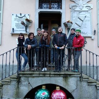 Boccioleto, completati gli addobbi natalizi grazie alla generosità dei cittadini e ai lavoretti dei bambini