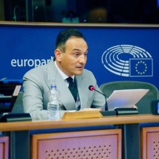 Piemonte, via libera alla formazione in presenza e ai parchi di divertimento