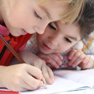 Lozzolo: Un contributo economico per le famiglie che hanno un figlio che frequenta l’asilo nido