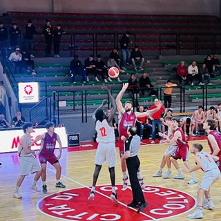 Barberi Valsesia Basket si arrende in gara 3: Collegno vince 65-55 e vola al turno successivo dei playoff.
