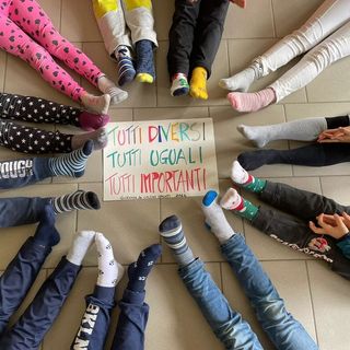 Anche la Primaria di Portula ha preso parte alla Giornata dei Calzini Spaiati