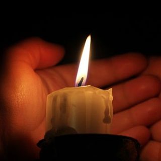 Decesso in casa per un anziano di 76 anni