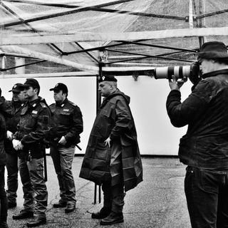 Il pluripremiato reporter di guerra Paolo Pellegrin firma il calendario della polizia 2020