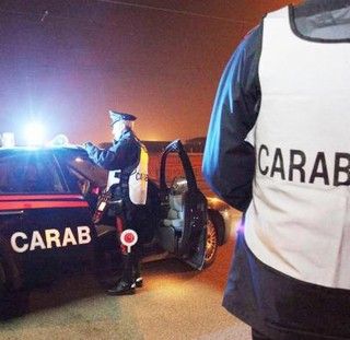 Cancello forzato nella notte, scatta l’allarme in una ditta di Masserano
