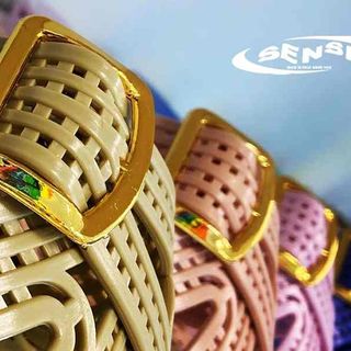 Come essere cool in estate con le ciabatte: consigli pratici