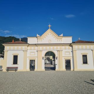 Quarona: Rinnovata la facciata del cimitero