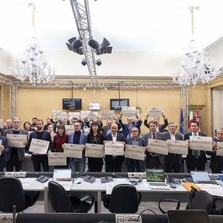 Il Consiglio regionale contro la violenza sulle donne.