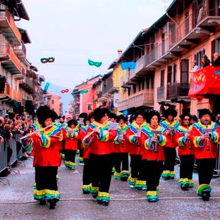 Carnevale Gattinara, ecco la Sfilata delle Cavalcate: classifica e gallery della giornata