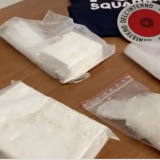 Un “giro&quot; di cocaina da 100mila euro al mese: nei guai anche un vercellese