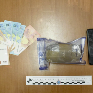 Spaccio di droga nei boschi del Sesia: 5 arresti e sequestro di stupefacente VIDEO