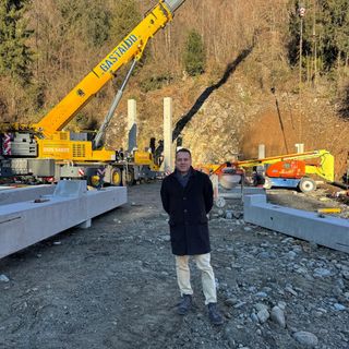 Eraldo Botta nell'area cantiere