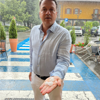 Violenta grandinata su Varallo - VIDEO