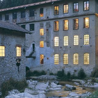 30 anni di restauri e chitarre, si festeggia alla Fabbrica della Ruota