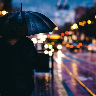Addio sole, in arrivo temporali e forti rovesci. Allerta gialla in Piemonte