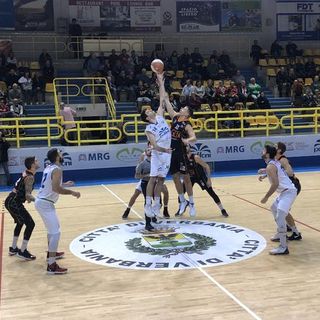 Valsesia Basket espugna la tana dei lupi e vince il derby contro Omegna