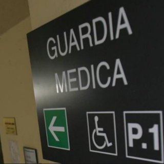Guardia medica, sospeso l'accesso diretto: triage telefonico obbligatorio
